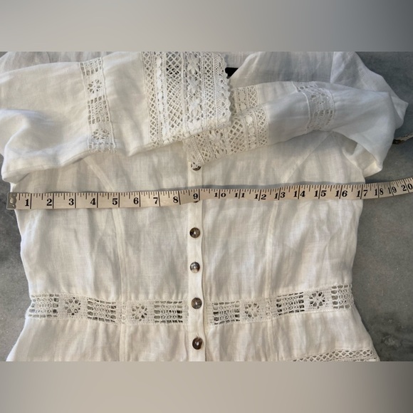 Basset Size S White Linen Lace Fitted Stone Button Front 3/4 Sleeve Top Germany - Picture 8 of 11